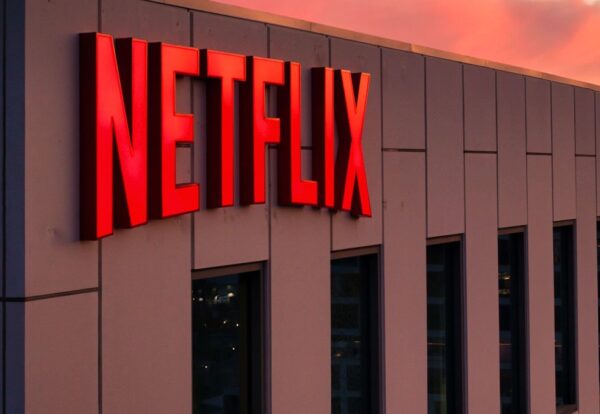 PESTEL ANALYSIS FOR NETFLIX COMPANY